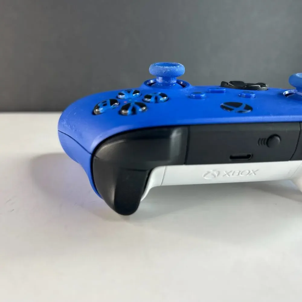 Microsoft Xbox One Wireless Controller Shock Blue Model 1914